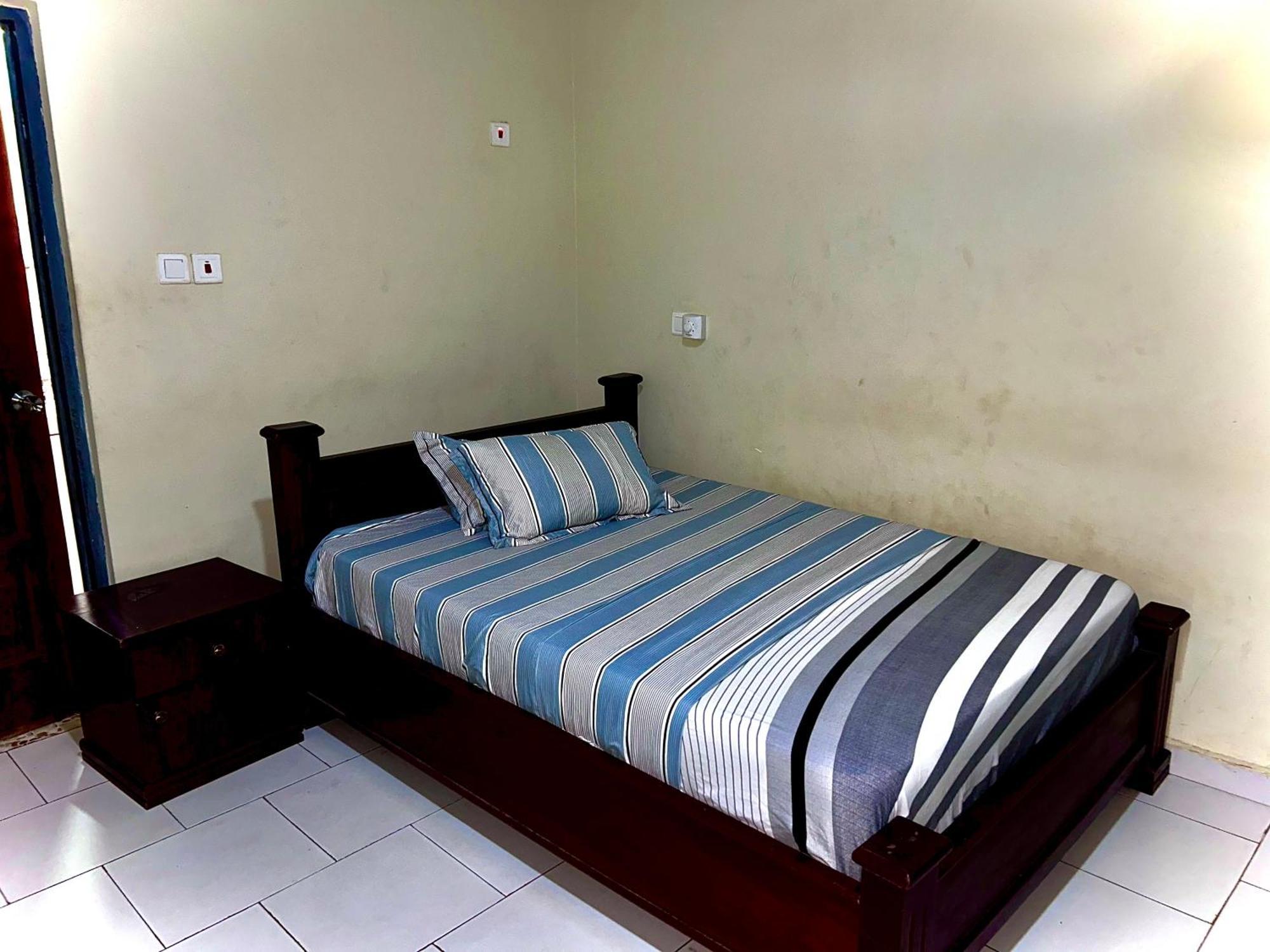 Jessie Hotel Adenta Pokoj fotografie